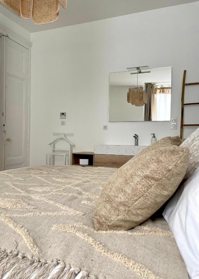 La Maison Du Puits Cesseras Kültér fotó