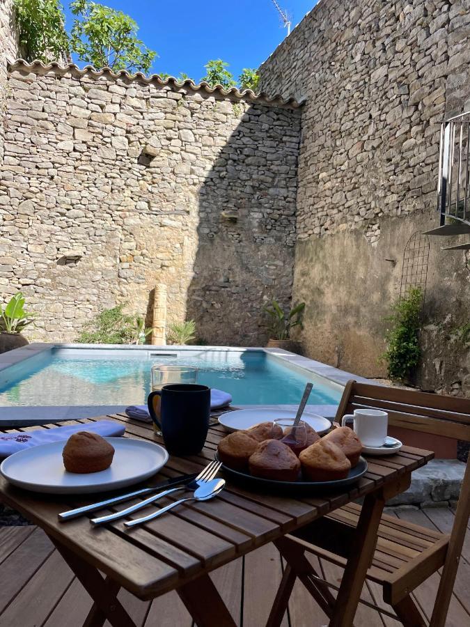La Maison Du Puits Cesseras Kültér fotó