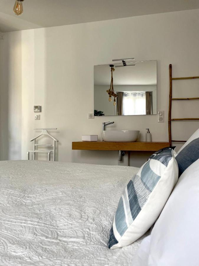 La Maison Du Puits Cesseras Kültér fotó